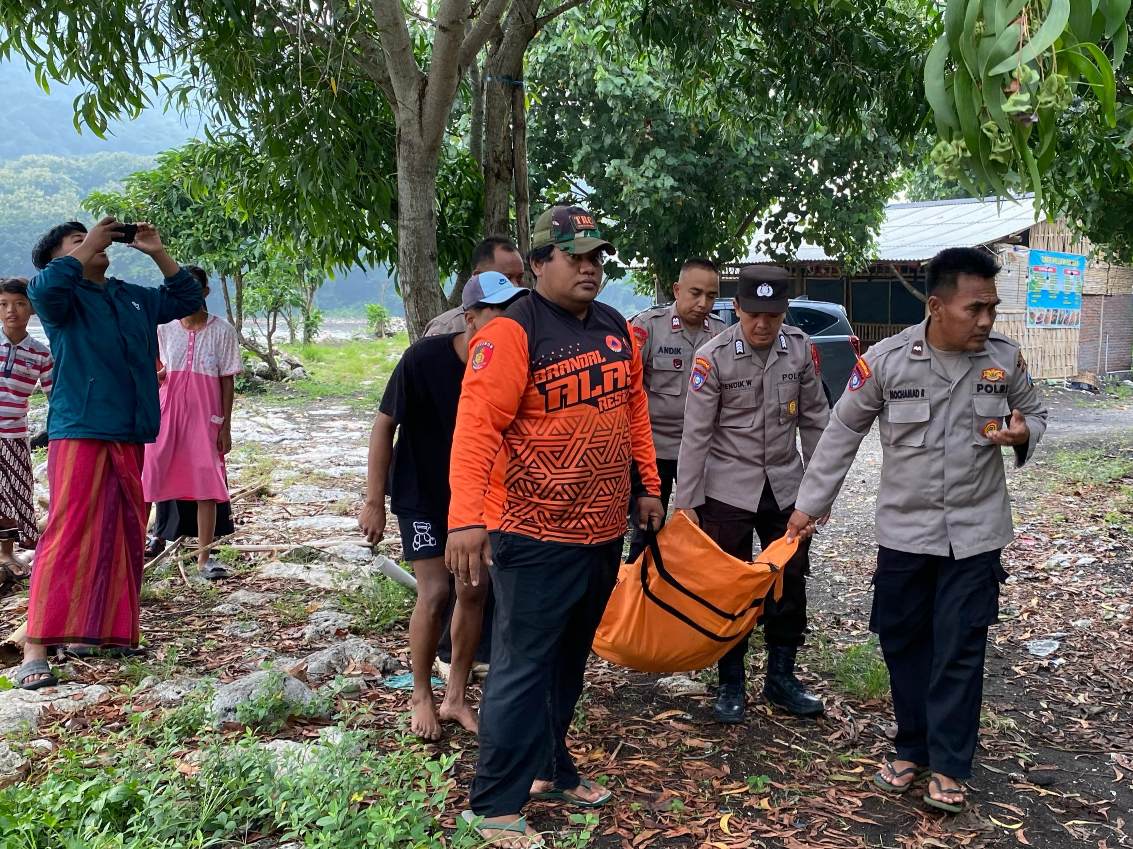 Dua Remaja di Jember Hanyut Saat Berenang di Sungai, 1 Ditemukan Meninggal 6 IMG 20250327 224116
