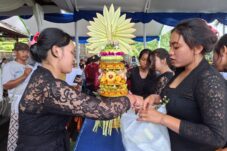 Jelang Perayaan Nyepi di Blitar, Ada Lomba Buat Penjor dan Gebogan 6 WhatsApp Image 2025 03 23 at 20.00.55
