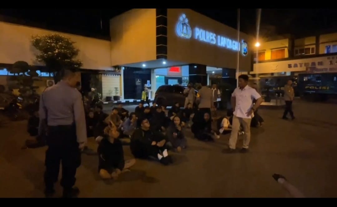 e52f53e7 962b 4e1a 80a7 9371db4983ee