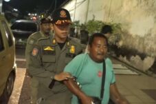 f815bbed aee1 4879 94d3 d81b98a187c1 1