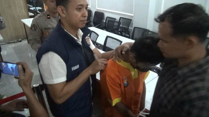 Jual Istri di Medsos 1 hingga 1,5 Juta, Pemuda di Lamongan Ditangkap Polisi