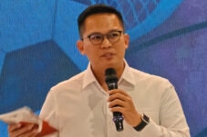 Kadin Surabaya Soroti Kebijakan Baru Perdagangan AS, Siapkah Indonesia Hadapi Era 'Fair Trade' Trump? 15 Kadin Surabaya Soroti Kebijakan Baru Perdagangan AS, Siapkah Indonesia Hadapi Era 'Fair Trade' Trump?