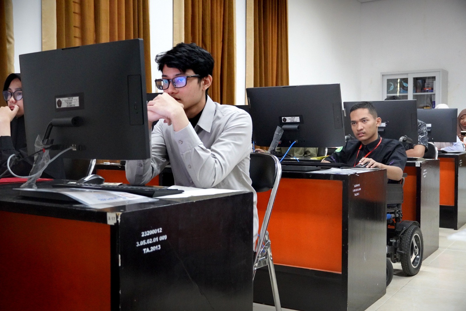 8d727eb1 9365 44bb 8f49 4062f331d3d6