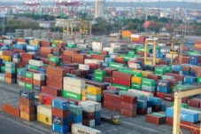 TPS Pimpin Kinerja Logistik Nasional, Arus Impor Meroket 15,67 Persen di Maret 2025 9 TPS Pimpin Kinerja Logistik Nasional, Arus Impor Meroket 15,67 Persen di Maret 2025