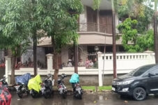 Rumah Ketua DPD RI La Nyalla Digeledah KPK