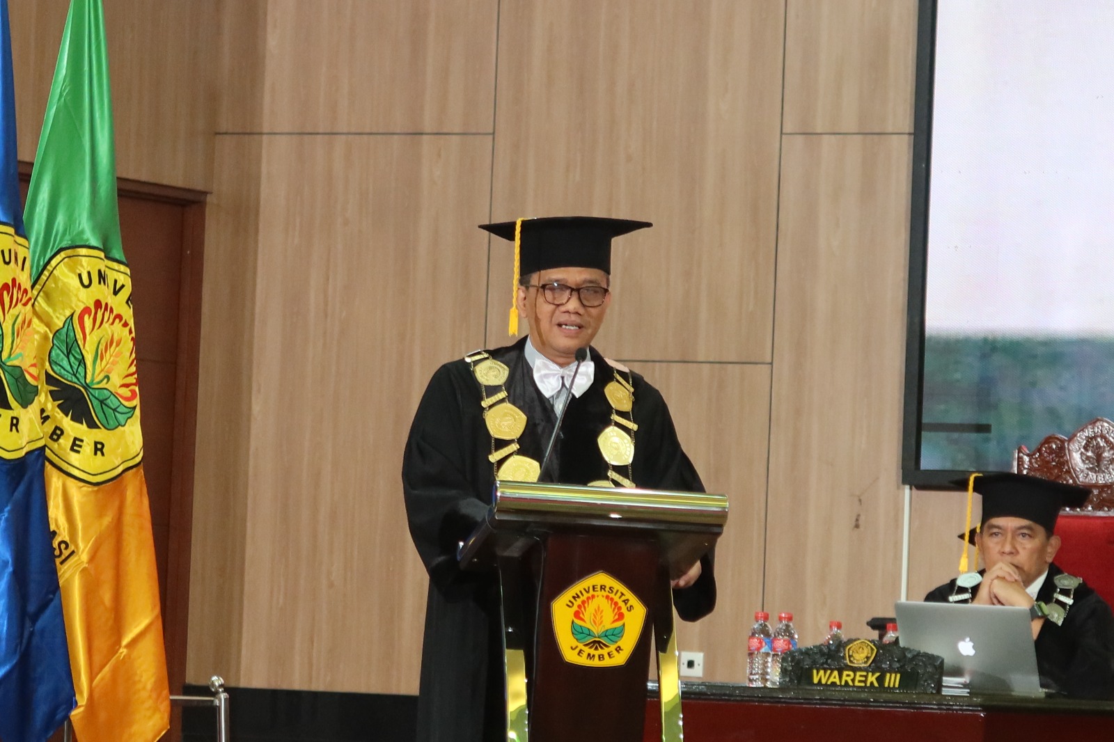 Di Tengah Efisiensi Anggaran, Unej Kukuhkan 6 Guru Besar Baru 6 IMG 20250418 WA0001