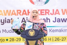 Gubernur Khofifah Bongkar Pentingnya "Bersama Menjaga Bumi" di Muskerwil Nasyiatul Aisyiyah Jatim