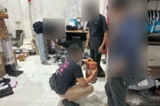 Modus Baru! Kirim Rokok Ilegal Pakai Paket PlayStation 2, Digagalkan Bea Cukai