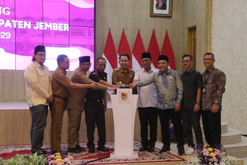 Tiru Kutai Timur, Pemkab Jember Targetkan Pelayanan Publik Selesai Maksimal 30 Menit 3 IMG 20250506 233307