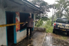 Penemuan Mayat Bayi di Dalam Kresek Gegerkan Warga Sumbermanjing Wetan 13 Penemuan Mayat Bayi di Dalam Kresek Gegerkan Warga Sumbermanjing Wetan