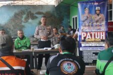 Satlantas Polres Jombang Gandeng Ojol Sukseskan Operasi Patuh Semeru