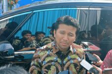 Wakil Gubernur Jawa Timur Emil Elestianto Dardak usai menghadiri peresmian RSU Assakinah Medika Sukodono, Selasa (8/7/2025). (Foto : Eleanor/tagarjatim.id)