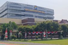 gedung Mapolda Jatim yang sempat menjadi sasaran demo PANTAU, Rabu (16/7/2025). (Foto : Eleanor)
