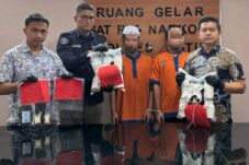 Satresnarkoba Polres Batu Bongkar Gudang Pil Double L, 16.400 Butir Diamankan dari Dua Tersangka