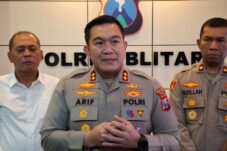 Kapolres Blitar AKBP Arif Fazlurahman memberikan keterangan pers terkait penanganan dan penuntasan kasus perundungan dengan sistem diversi sesuai UU Sistem Peradilan Pidana Anak. (Novianto, tagarjatim.id)