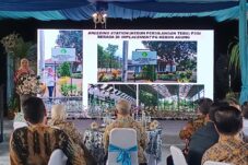 Prosesi peluncuran tebu varietas unggul yang digelar PG Kebonagung di lahan pengembangan tanaman tebu di Desa Sempalwadak, Kecamatan Bululawang, Kabupaten Malang, Jum'at (18/7/2025), Sore.