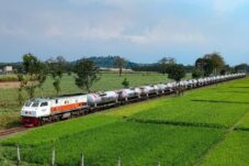 Bantah Video Viral Tambahan Distribusi BBM via Kereta Api ke Jember, KAI: Kabar Menyesatkan