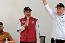 Gus Ipul saat mengunjungi sekolah rakyat di Sidayu, Gresik (Muhammad/ Tagarjatim.id)