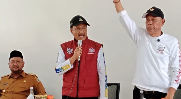 Gus Ipul saat mengunjungi sekolah rakyat di Sidayu, Gresik (Muhammad/ Tagarjatim.id)