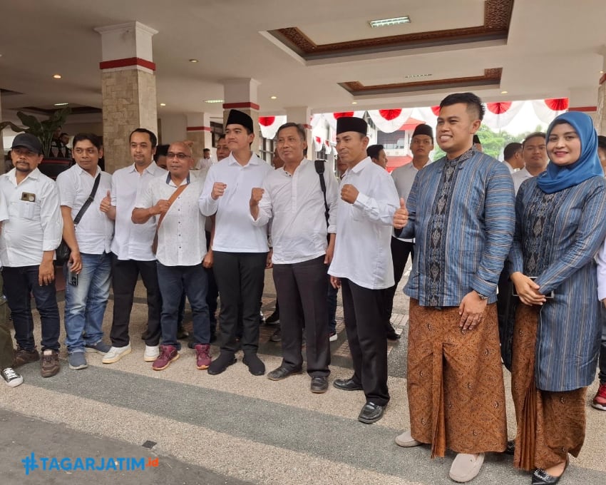 Blitar Ethnic National Carnival, Dongkrak Penjualan UMKM hingga 200 Persen 2 Kaesang Pangarep saat hadir ke acara BEN Carnival ke 4 di Kota Blitar (Novianto, tagarjatim.id)