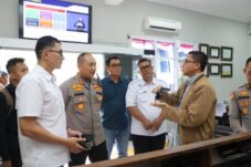 Tim RBP Mabes Polri Tinjau Inovasi Layanan Publik Polresta Malang Kota 3 Tim RBP Mabes Polri Tinjau Inovasi Layanan Publik Polresta Malang Kota
