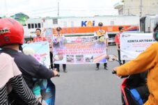 Peringati HUT RI, KAI Daop 7 pasang 80 Spanduk Himbauan Keselamatan 8 Peringati HUT RI, KAI Daop 7 pasang 80 Spanduk Himbauan Keselamatan