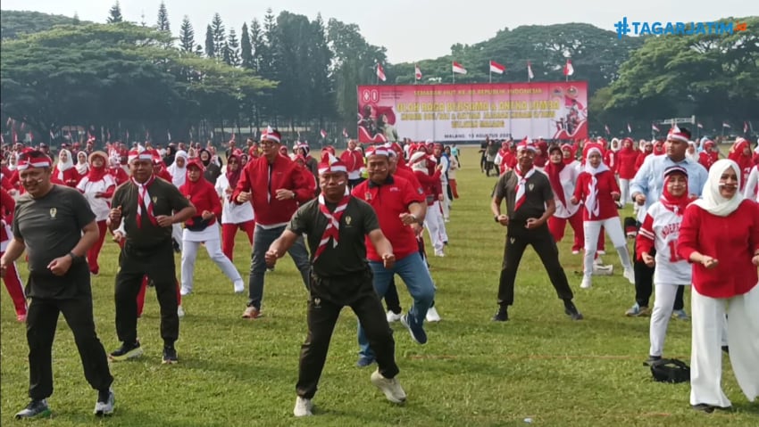 Peringati HUT RI ke 80, Lapangan Rampal Jadi Lautan Merah Putih