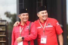 Tanggapan Fraksi PDIP Terkait Tiga Raperda yang Diajukan Pemkab Malang, Layak Masuk Tahapan Selanjutnya 3 Ketua DPRD bersama Ketua Fraksi PDI Perjuangan Kabupaten Malang. (Istimewa)