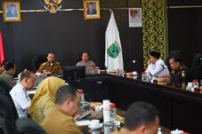 Rakor penggunaan sound system bersama jajaran Forkopimda di Ruang Rapat Utama, Balaikota Among Tani, Kota Batu.