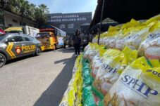Gerakan Pangan Murah Tahap Dua, Polresta Malang Kota Salurkan 48,5 Ton Beras SPHP Bulog 13 Polresta Malang kota menyiapkan 48,5 ton beras SPHP untuk gerakan pangan murah tahap 2 (Istimewa)