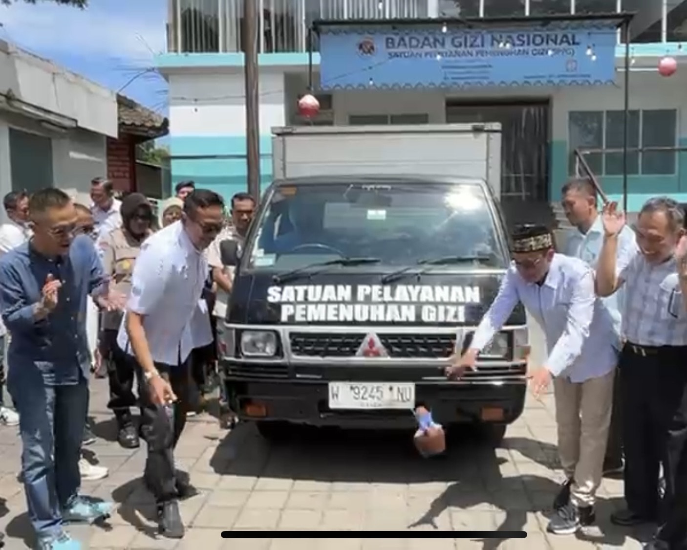 Wali Kota Malang Resmikan SPPG Morse, Targetkan 4.000 Porsi Makan Bergizi Gratis 7 Wali Kota Malang Wahyu Hidayat meresmikan Satuan Pelayanan Pemenuhan Gizi (SPPG) Morse (Roni Waluyo/ Tagarjatim.id)