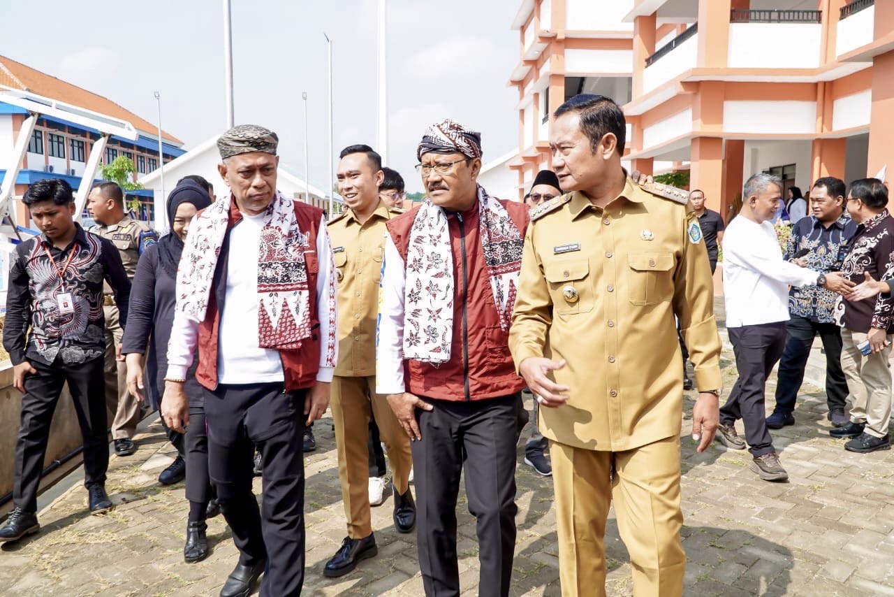 Mensos RI Saifullah Yusuf kunjungi Sekolah Rakyat di Lamongan