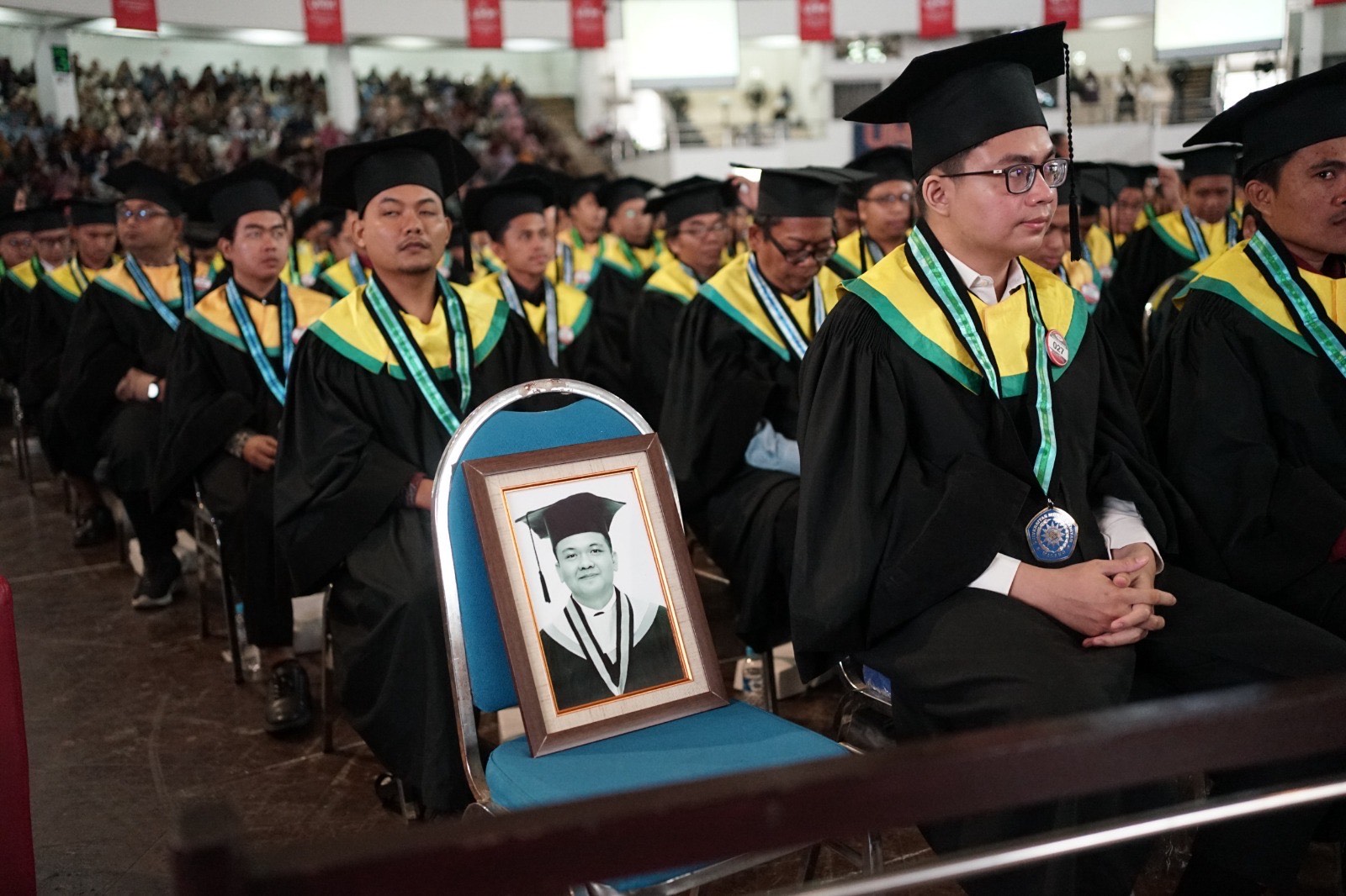 41439381 ad31 47fa a4b3 5e431d3a7885