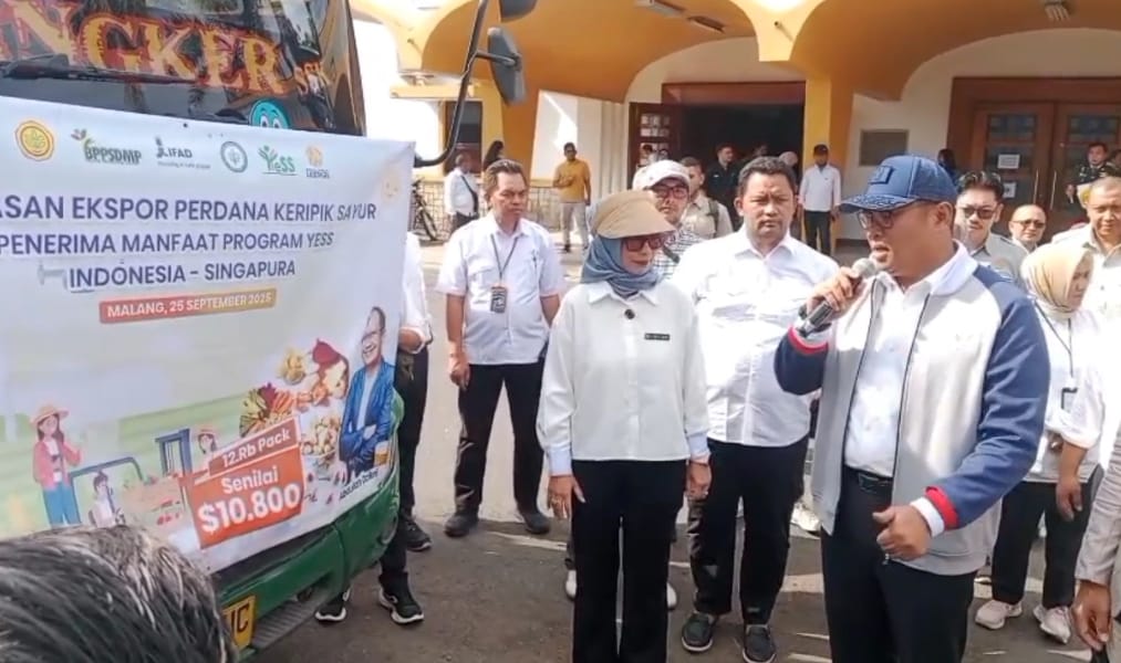 Wamentan RI Buka Jambore Penyuluh di Gresik, Perkuat Peran Penyuluh untuk Ketahanan Pangan 5 Wamentan RI, Sudaryono membuka Jambore Penyuluh di Gresik. (Bib Muhammad/ tagarjatim.id)