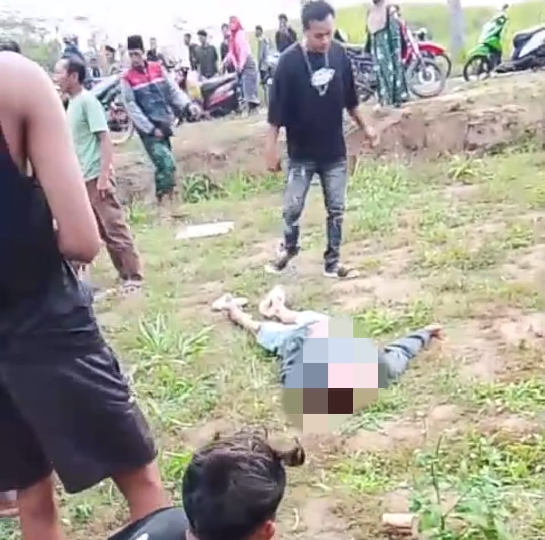 Gunakan Benang Khusus, Dua Pemuda di Jember Tersengat Listrik saat Bermain Layangan 5 fbbf0eef 2b43 4119 9461 dc3e9678fa2f