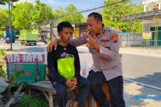 Linglung, Pria Asal Nganjuk Nekat Pulang Jalan Kaki dari Surabaya