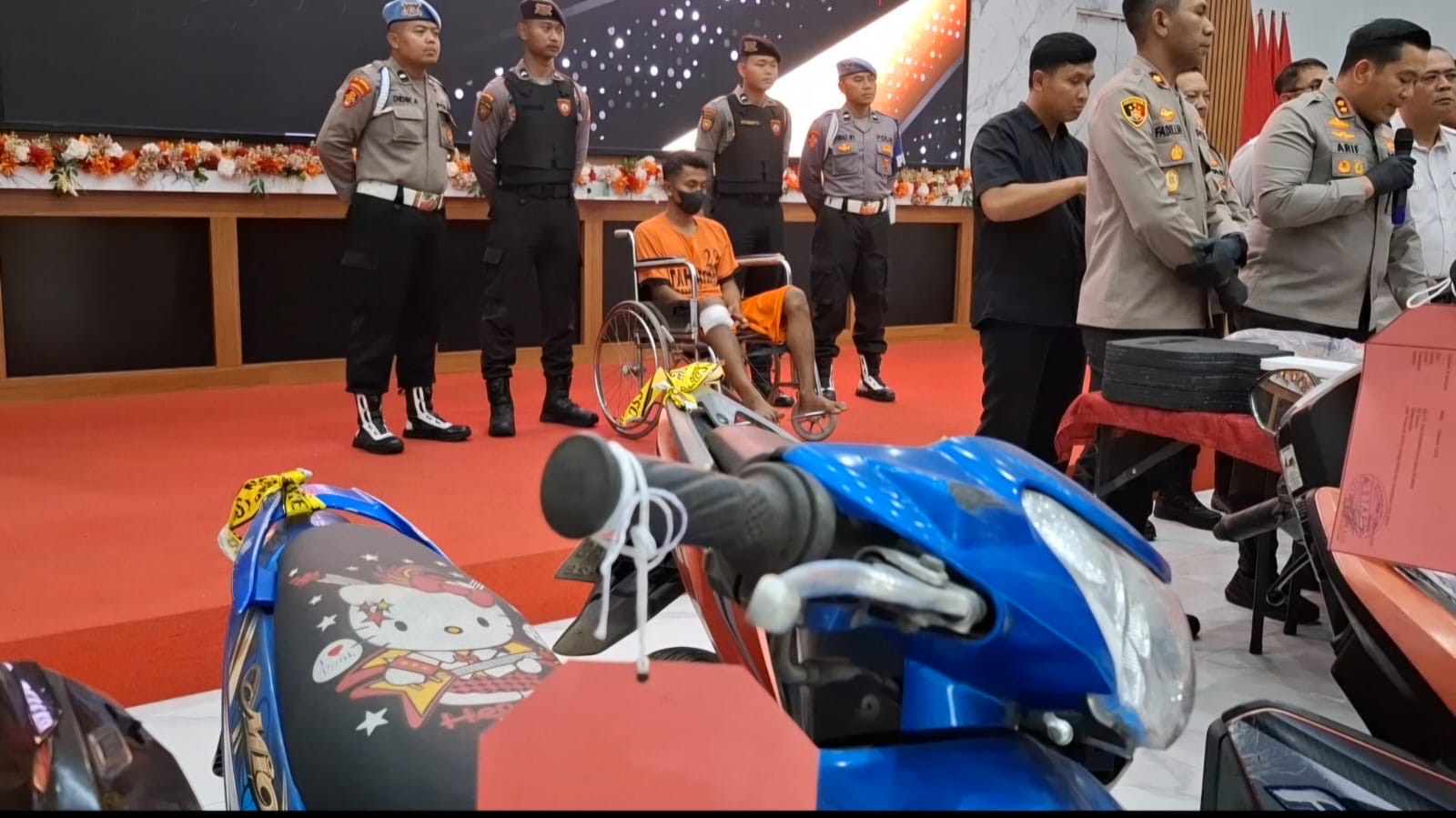 Polres Blitar Hadiahi Timah Panas Residivis Begal yang Beraksi 18 Kali 3 Polres Blitar Hadiahi Timah Panas Residivis Begal yang Beraksi 18 Kali