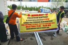 PT KAI DAOP 8 Lakukan Perbaikan Jalur Rel Kereta Api