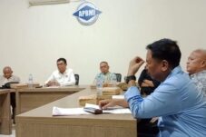 Ribuan Kubik Kayu Sitaan Satgas PKH Ganggu Aktivitas Bongkar Muat, Asosiasi Kepelabuhan Gresik Desak Penuntasan Kasus