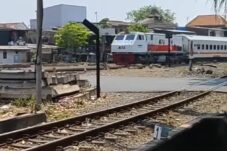 PT Kereta Api Indonesia (Persero) Daerah Operasi (DAOP) 8 Surabaya Batasi Penggunaan Powerbank Dalam Gerbong Kereta