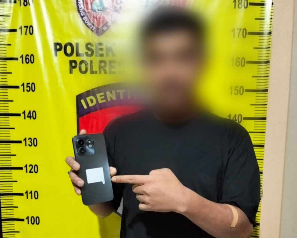 Curi HP Saat Korban Tertidur Seorang Pria di Tangkap Polisi 1 IMG 20251029 160402