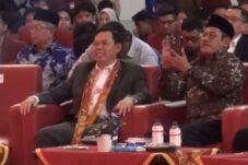Ketua DPD RI Ajak Kader IMM Wujudkan Green Democracy untuk Indonesia Maju 12 Ketua DPd RI, Sultan Baktiar Namudin bersama Rektor UMM Prof. Dr. Nazaruddin Malik (A.Malik/ tagarjatim.id)