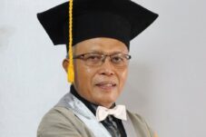 Dikukuhkan Jadi Guru Besar, Zainuri Gagas Pembaruan Kebijakan Ekonomi Nasional 19 Dikukuhkan Jadi Guru Besar, Zainuri Gagas Pembaruan Kebijakan Ekonomi Nasional