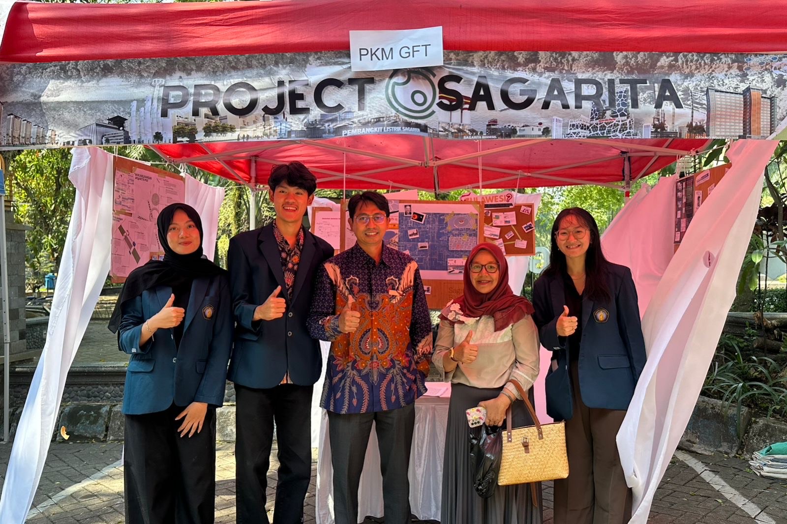 Lima Mahasiswa UB Gagas Industri Biru Mikroalga untuk Energi Bersih