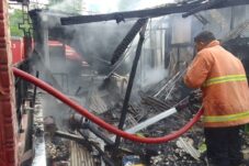Pom Mini di Gresik Meledak dan Terbakar saat Pengisian BBM