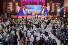 Ribuan Warga Blitar Aksi Galang Dana Untuk Palestina Lewat Konser Amal Kemanusiaan