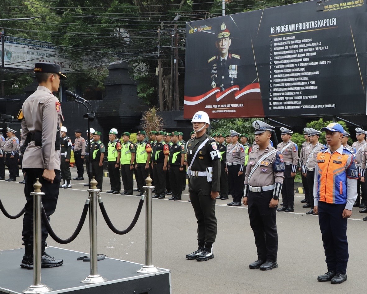 Operasi Zebra Semeru 2025 Dimulai, Polresta Malang Kota Fokus pada Keselamatan Warga 18 Operasi Zebra Semeru 2025 Dimulai, Polresta Malang Kota Fokus pada Keselamatan Warga