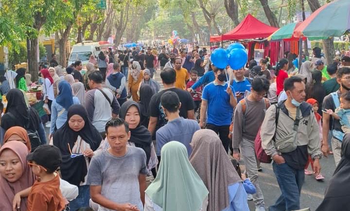 Stand CFD Gresik Diduga Dijual Mahal Lewat Jalur Tikus Tanpa Antrean