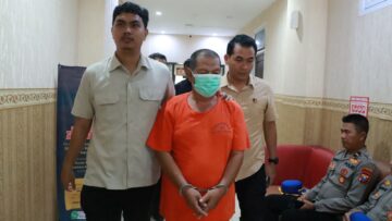 Marbot Masjid di Gresik Ditangkap Polisi Usai Cabuli Anak di Bawah Umur 9 Marbot Masjid di Gresik Ditangkap Polisi Usai Cabuli Anak di Bawah Umur