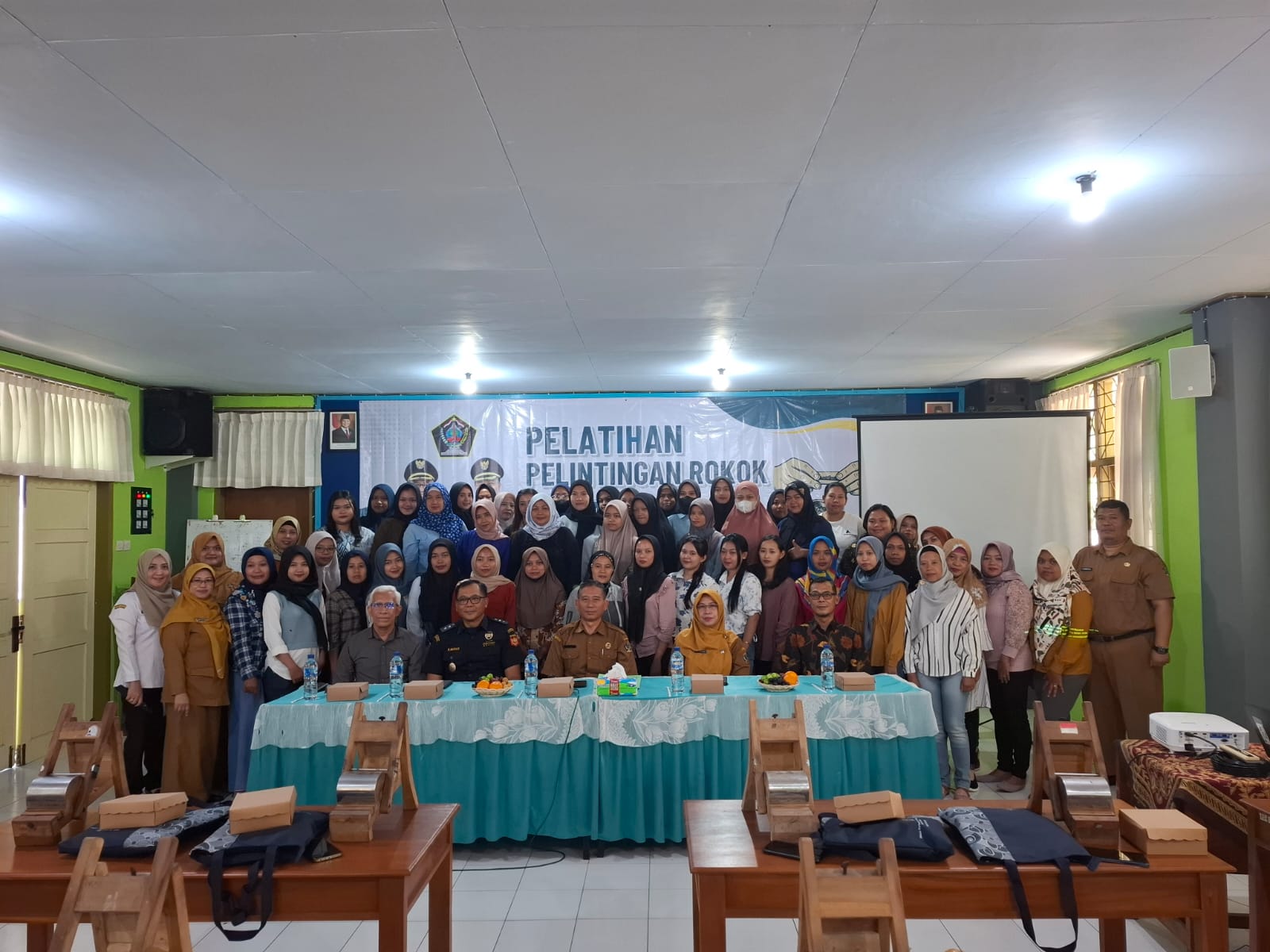 Perdana, Disperindag Kabupaten Blitar Kirim 15 Sampel Rokok ke Jember untuk Pastikan Layak Edar